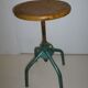 Tabouret à vis industriel bois et métal