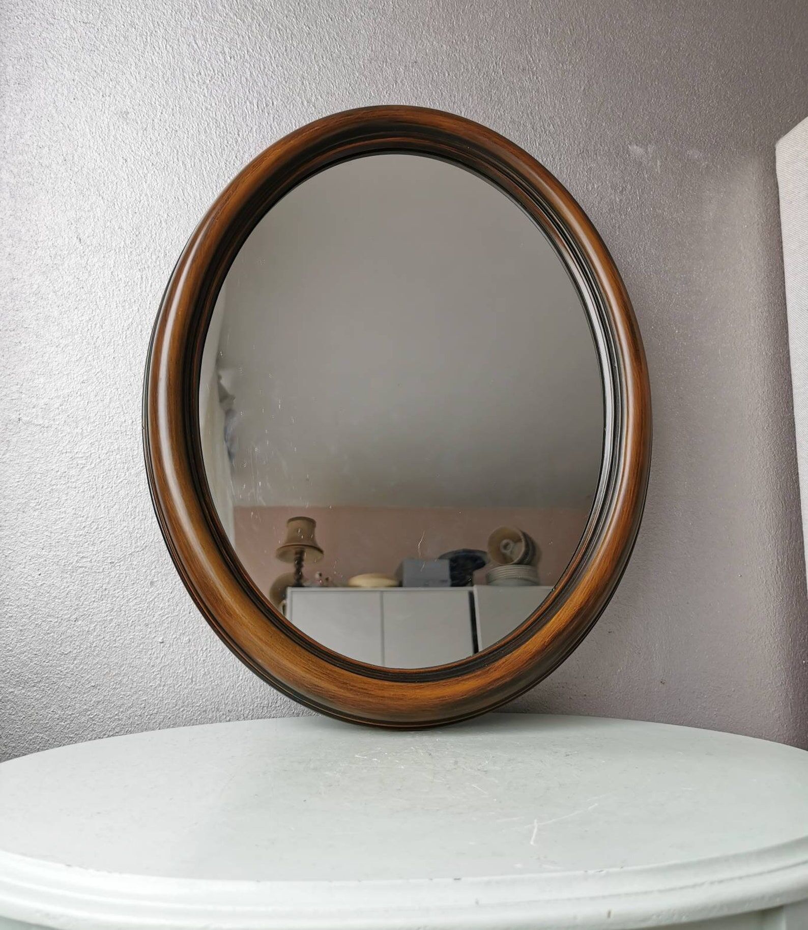 Vintage oval mirror from the 70s 37x47cm