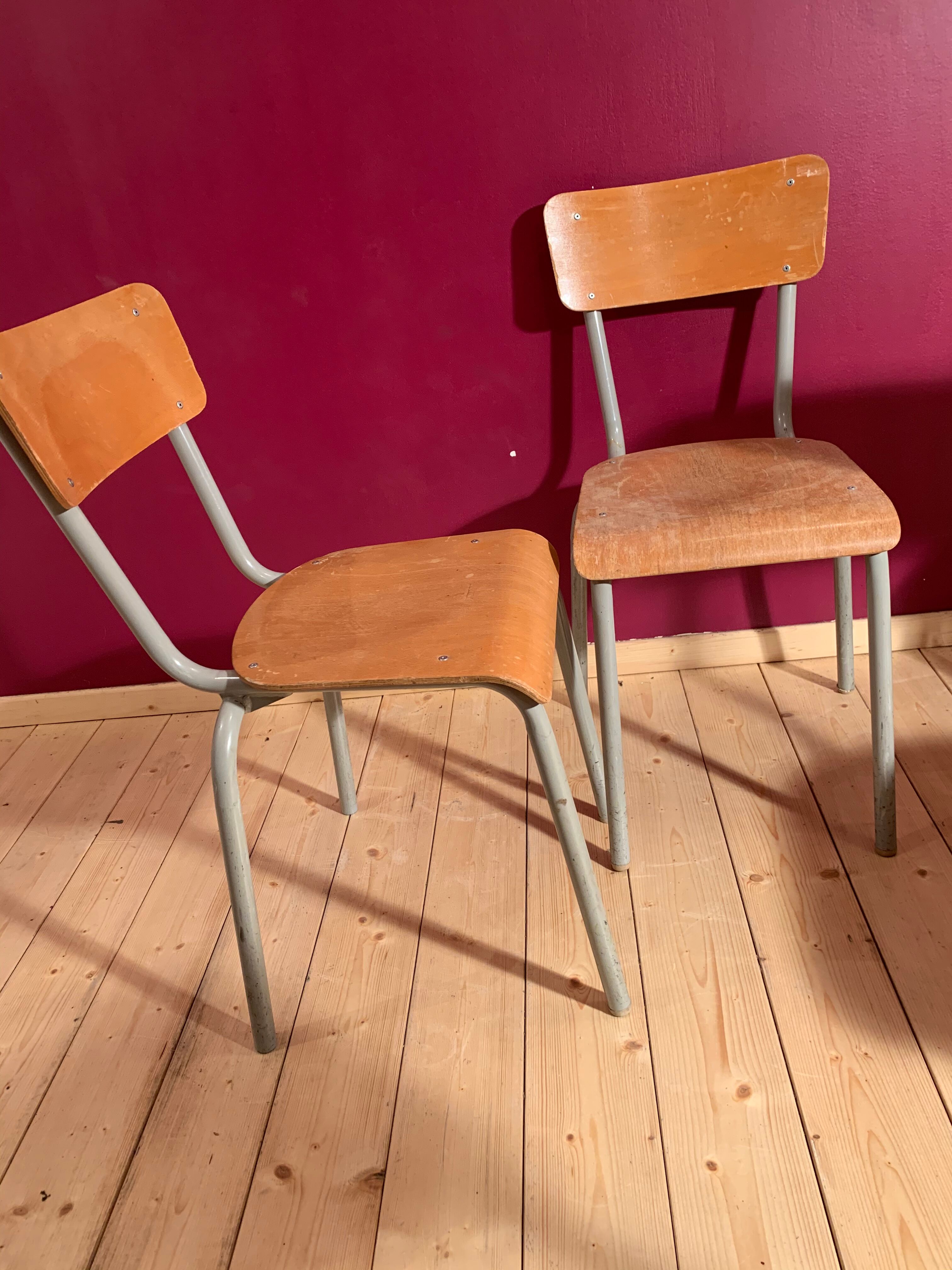 Lot of 6 mullca chairs