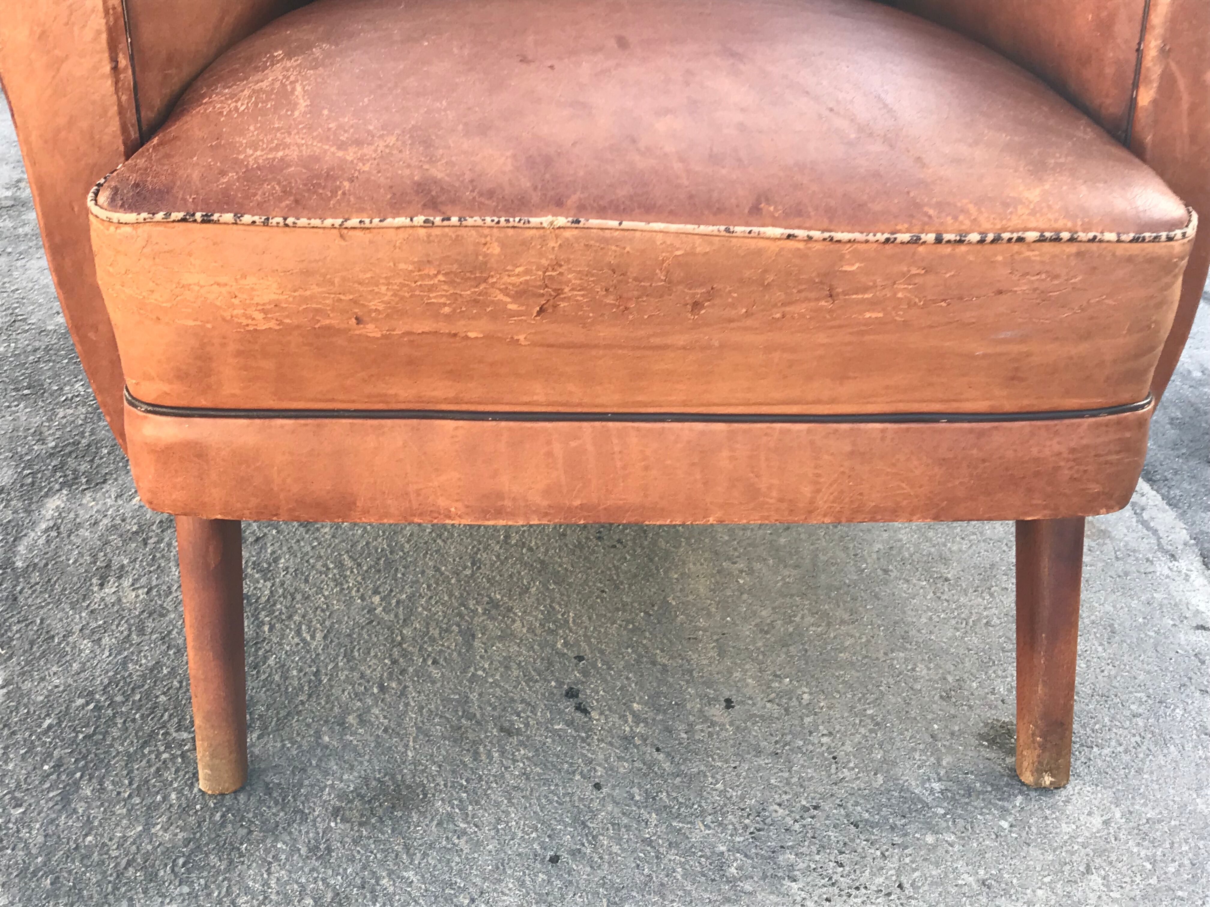 Armchair club feet compass vintage design Annees 50