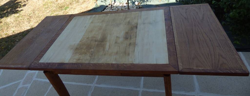 Italian wooden table with 2 extensions from 90 cm to 150 cm, completely restored