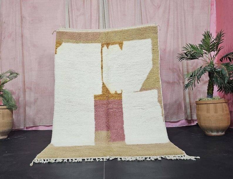 Authentic natural wool Moroccan rug 150/250 cm