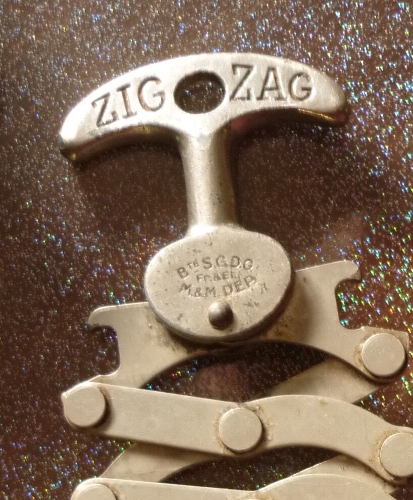 1950s ZIG ZAG corkscrew