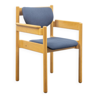 Une chaise avec accoudoirs Wilde & Spieth, bois massif année 80, 4 chaises disponibles