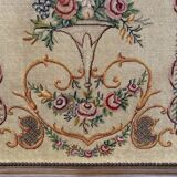 Wooden and embroidered fabric fireplace screen 94X62