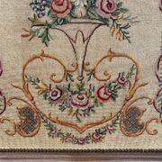 Ecran de cheminée en bois et tissu brodé 94X62