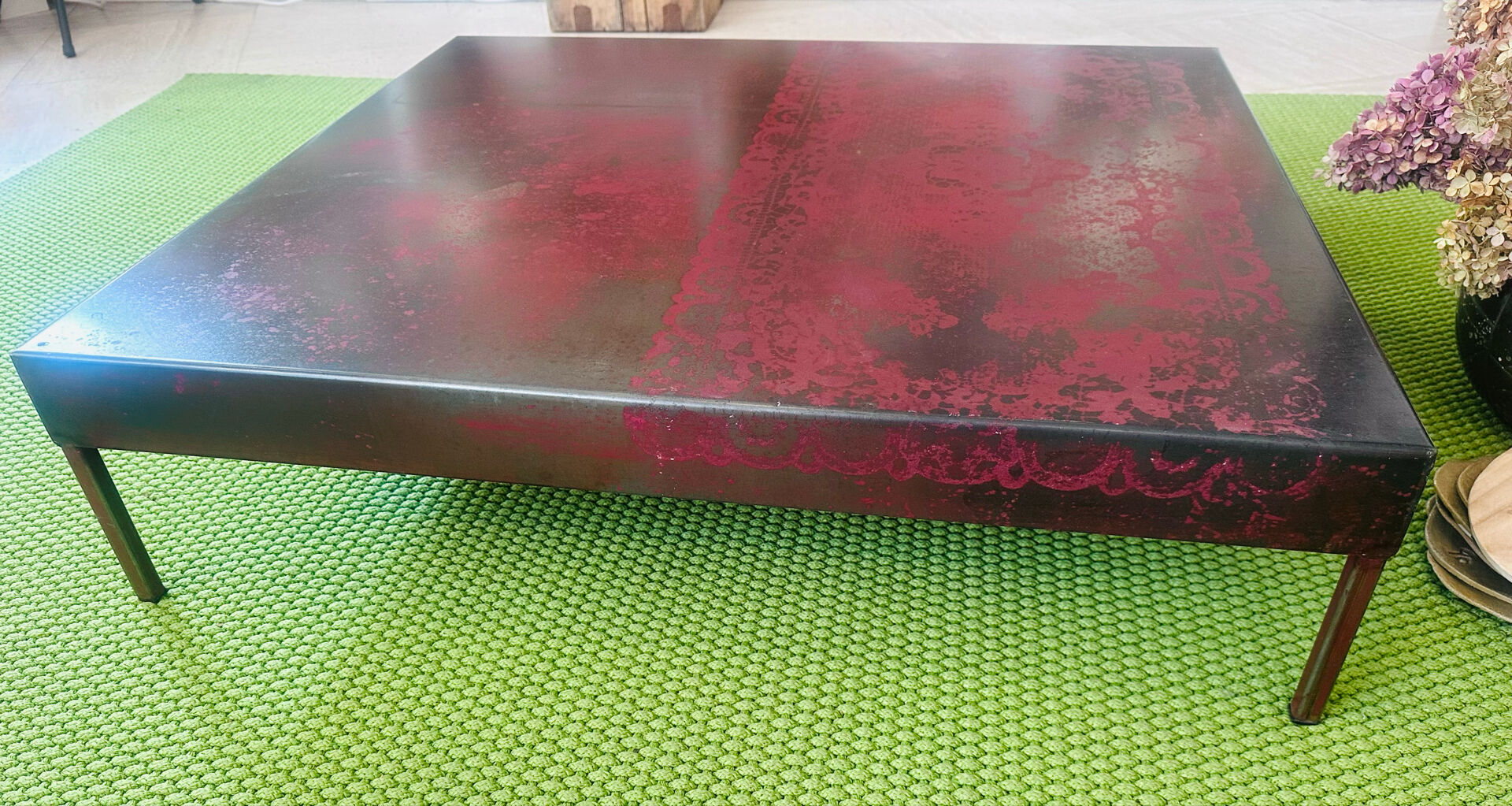 Table basse design métal