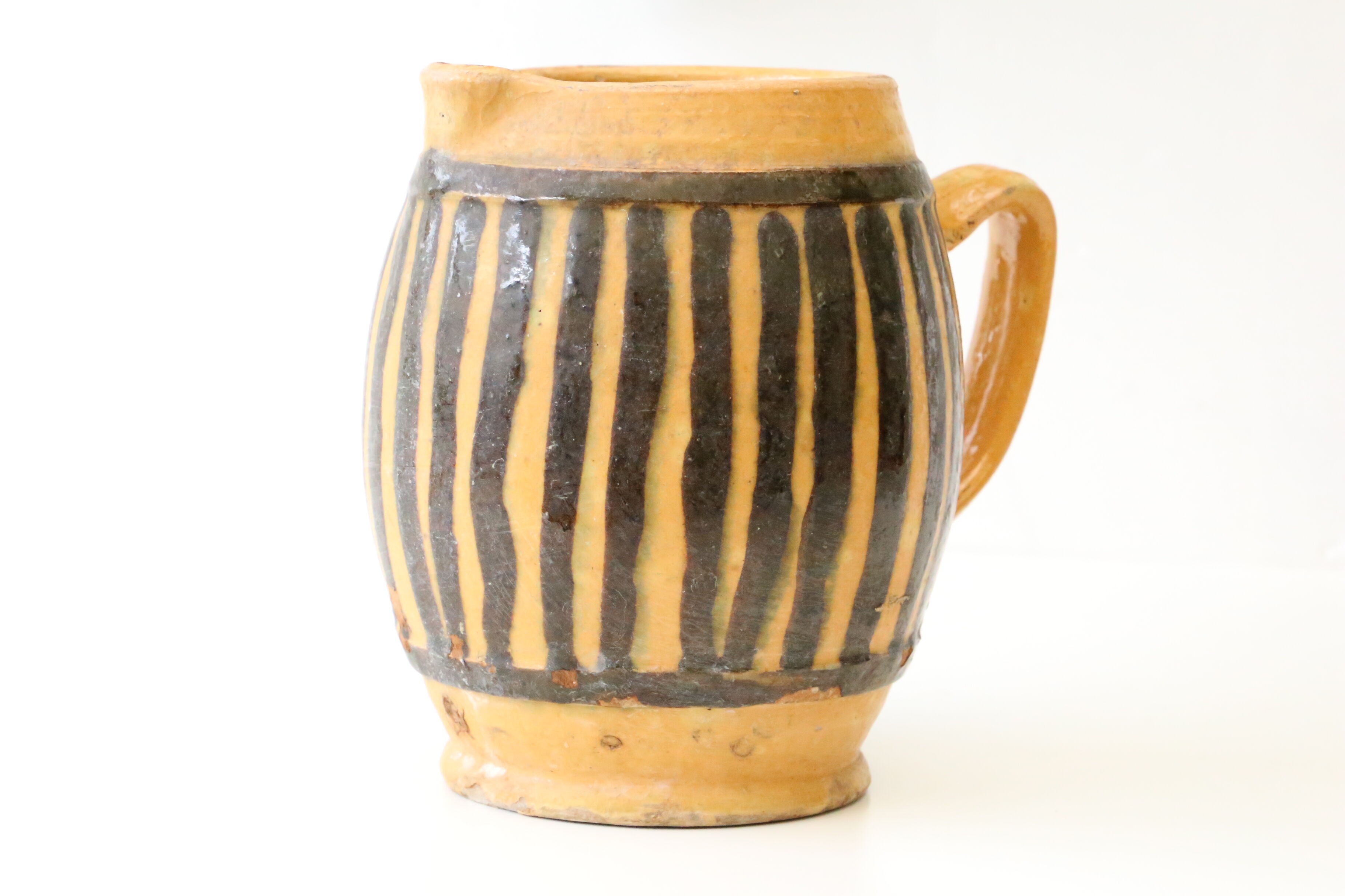 Sandstone pitcher
