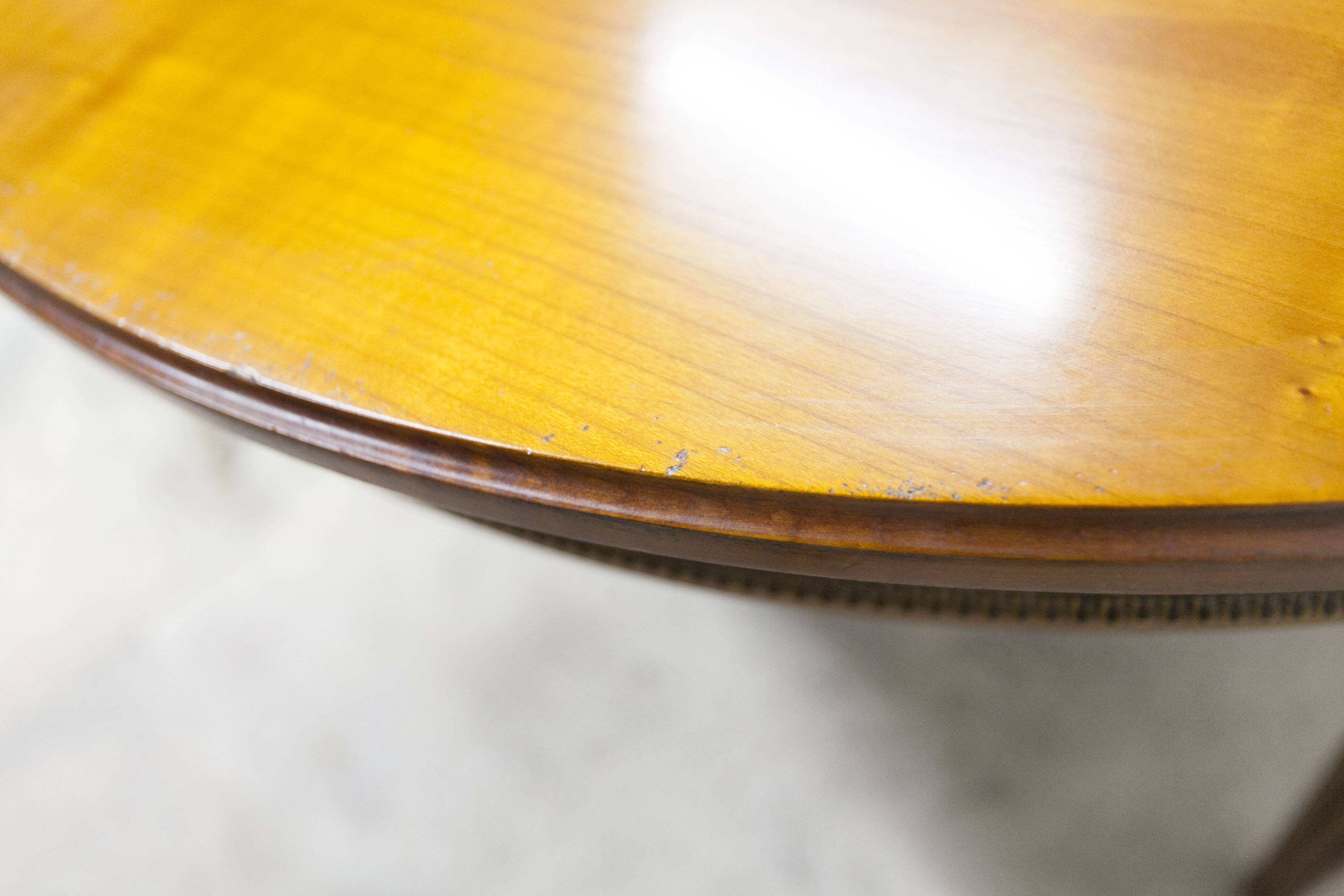 Louis XV round table + 3 extensions 115 cm max 2m50