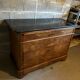 Commode Louis-Philippe noyer ronce plateau marbre noir — XIXe siècle