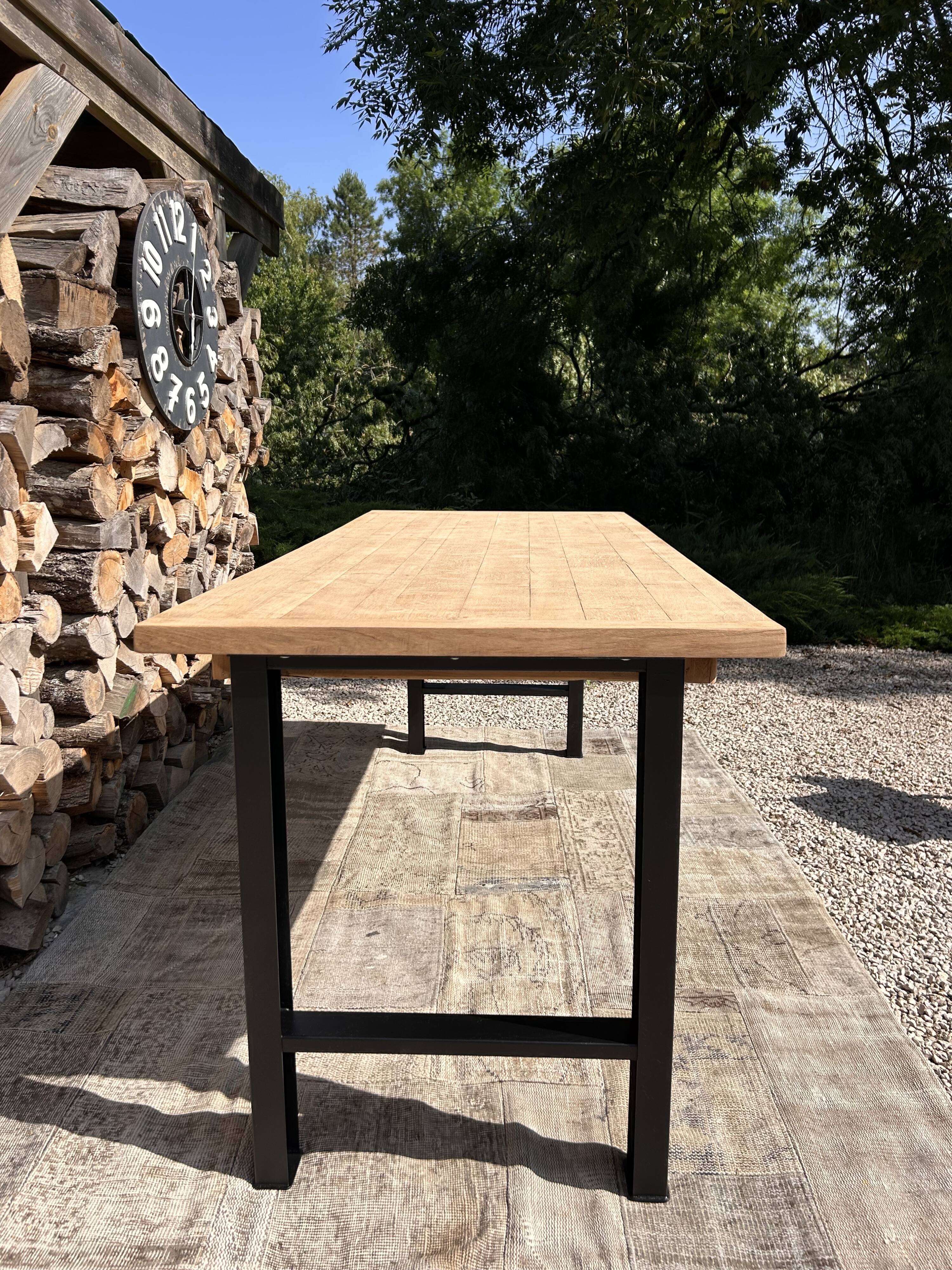 High table, island in wood and metal