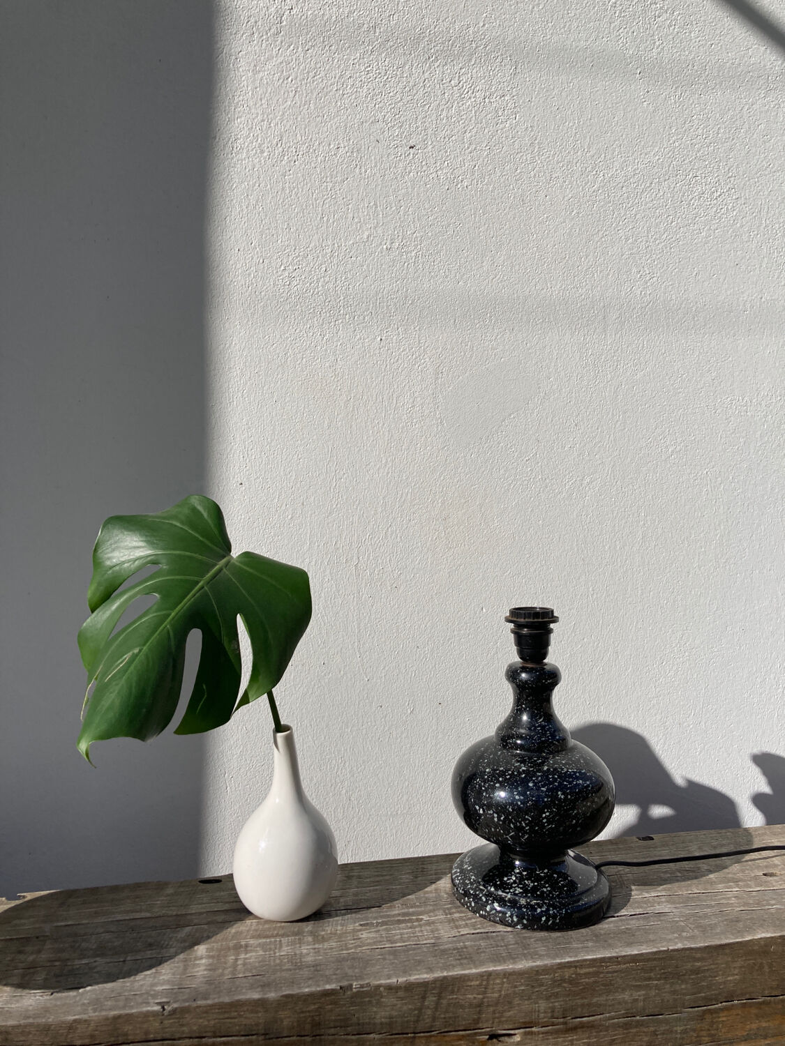 Black Memphis 80 speckled ceramic lamp base