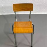 Mullca school chair
