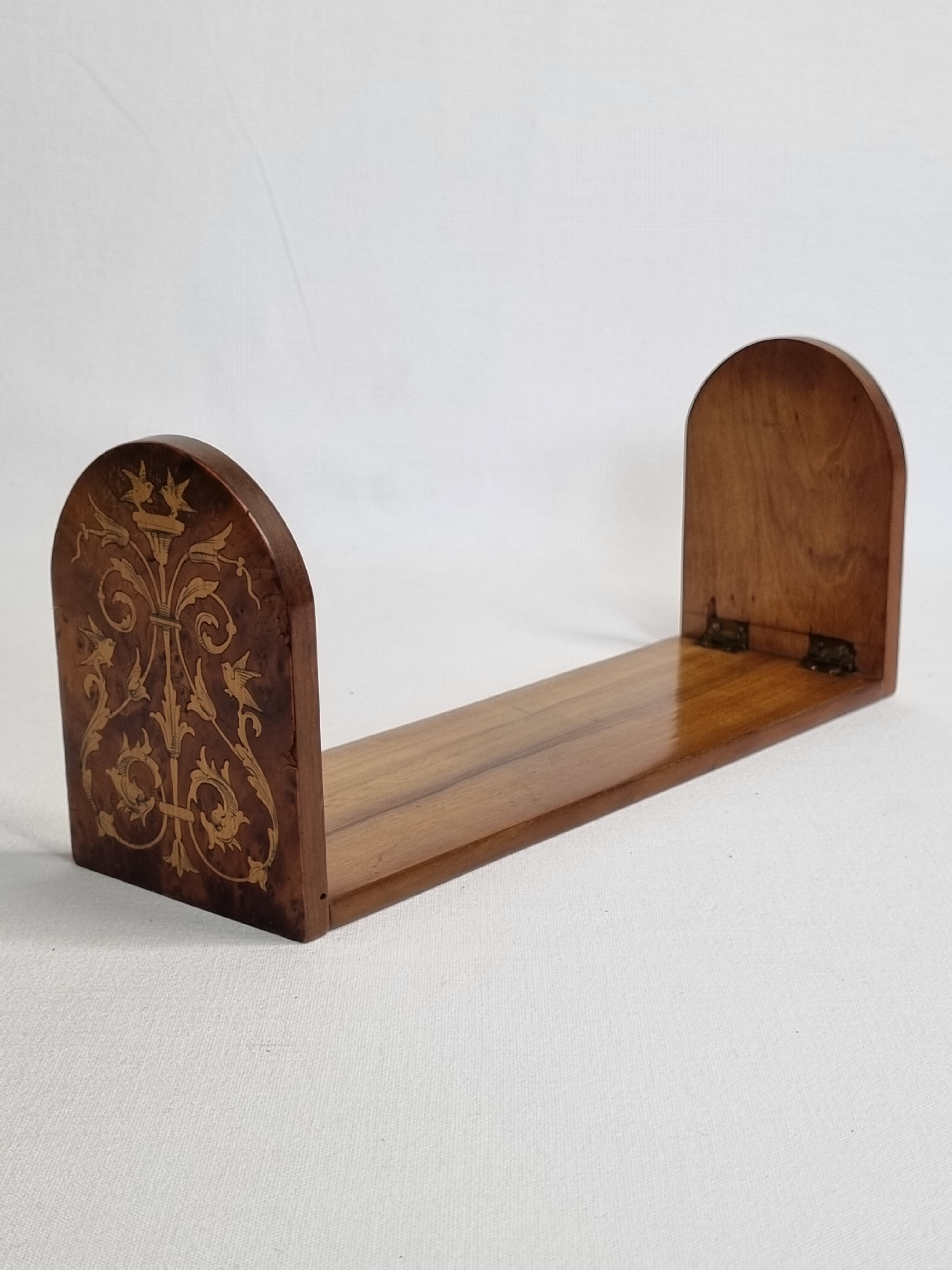 Bookends in fruit wood marquetry