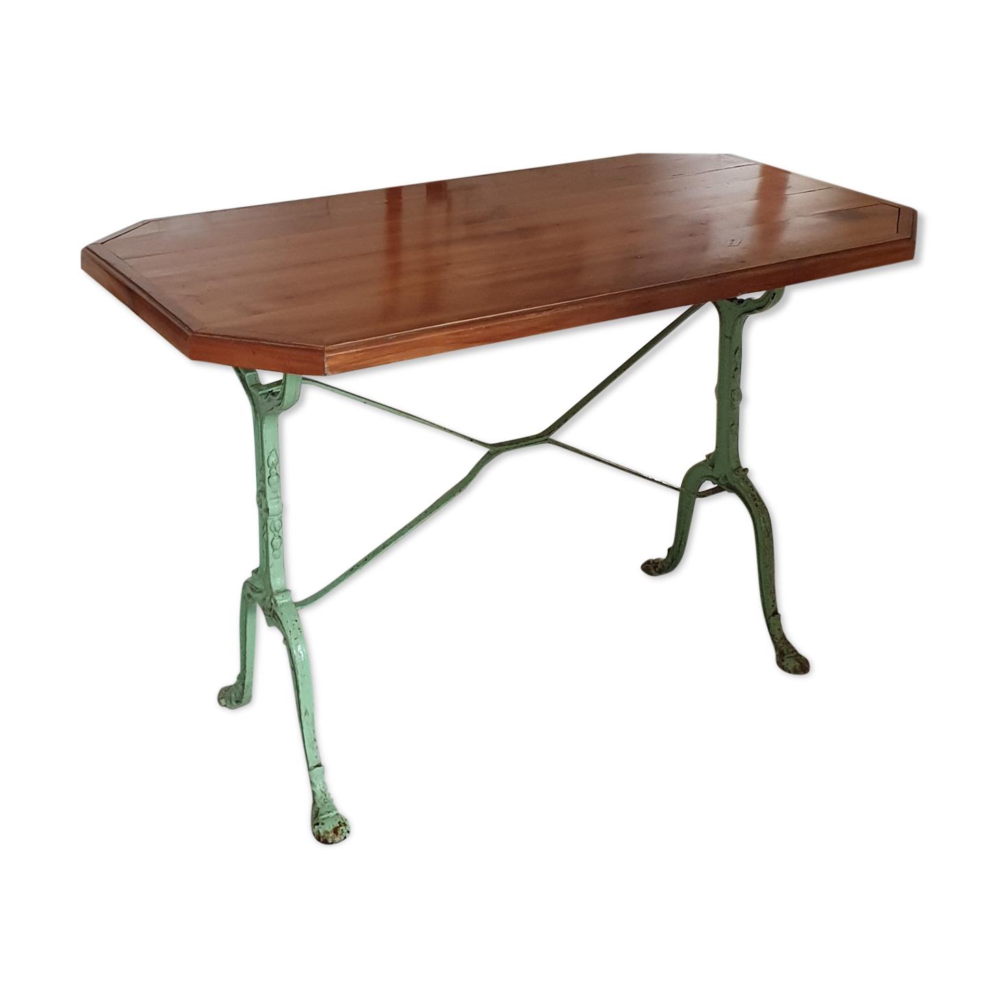 Bistro table