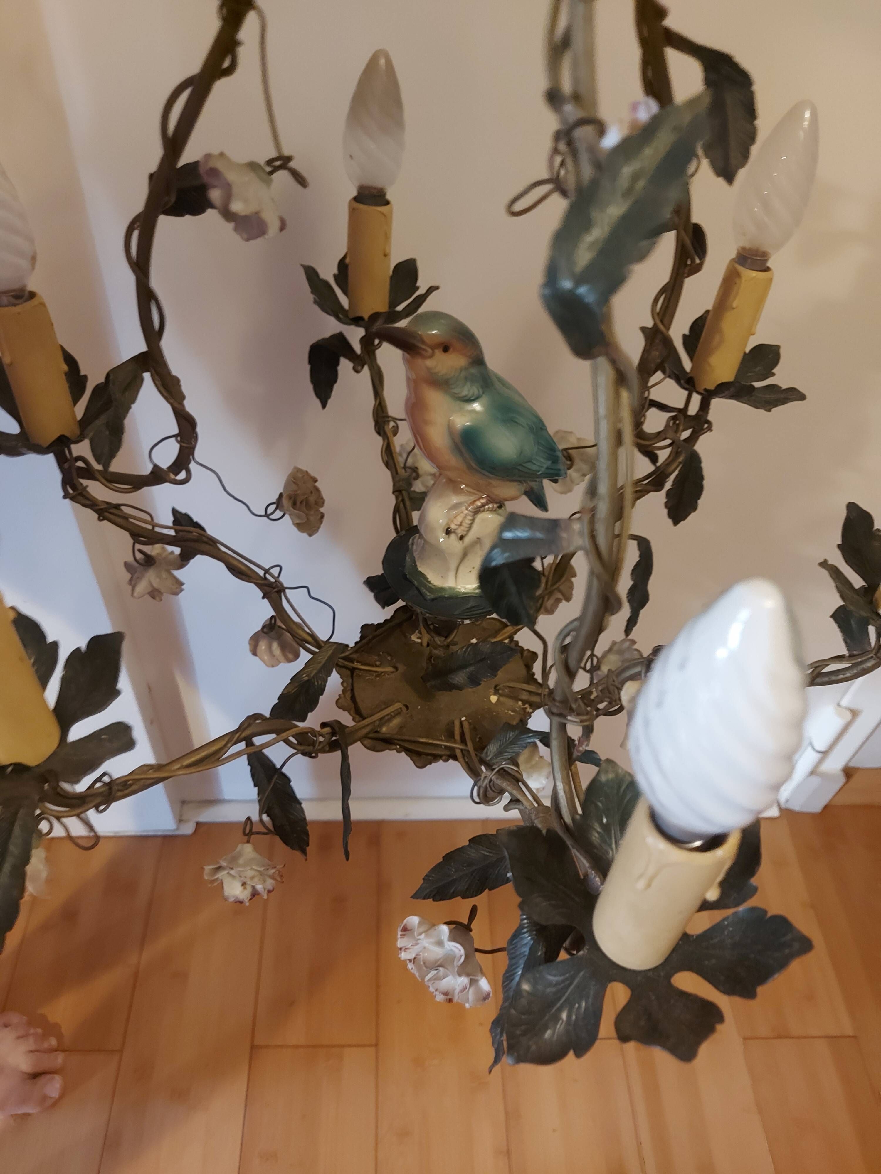 Chandelier cage décor birds and flowers in Meissen porcelain