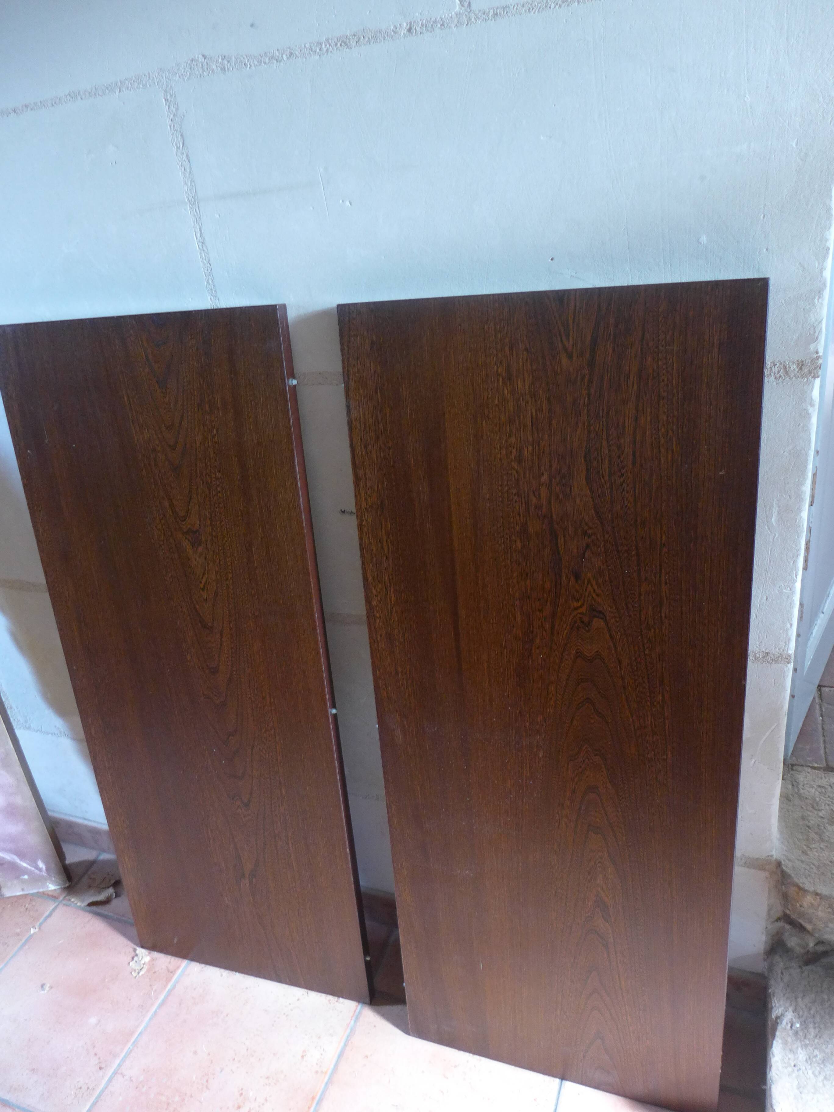 Baumann oval expandable table