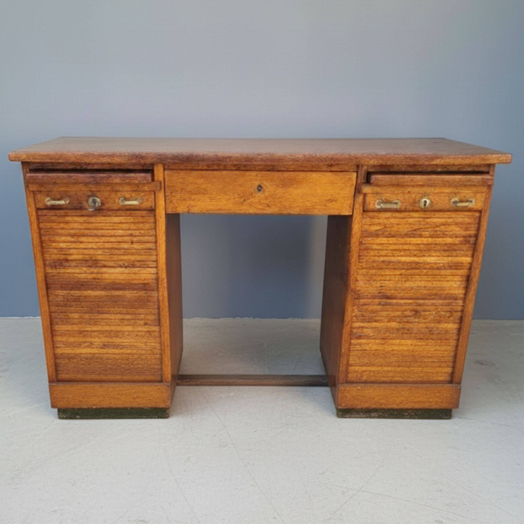 Oak roll-front desk, Czechoslovakia, 1930s