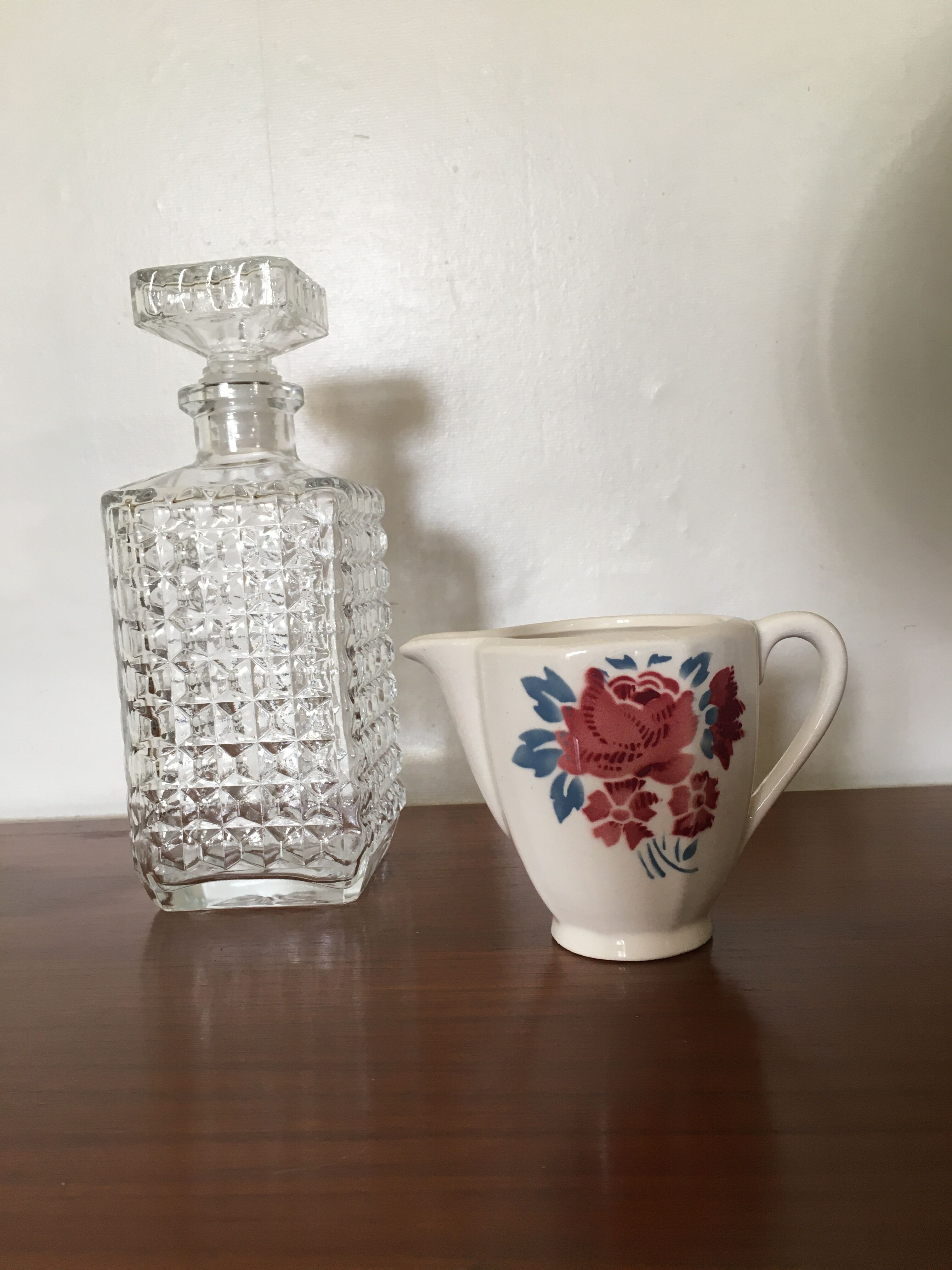 Badonviller milk pot or creamer, rose decoration