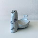 Large empty pocket or cup made of bird ceramic