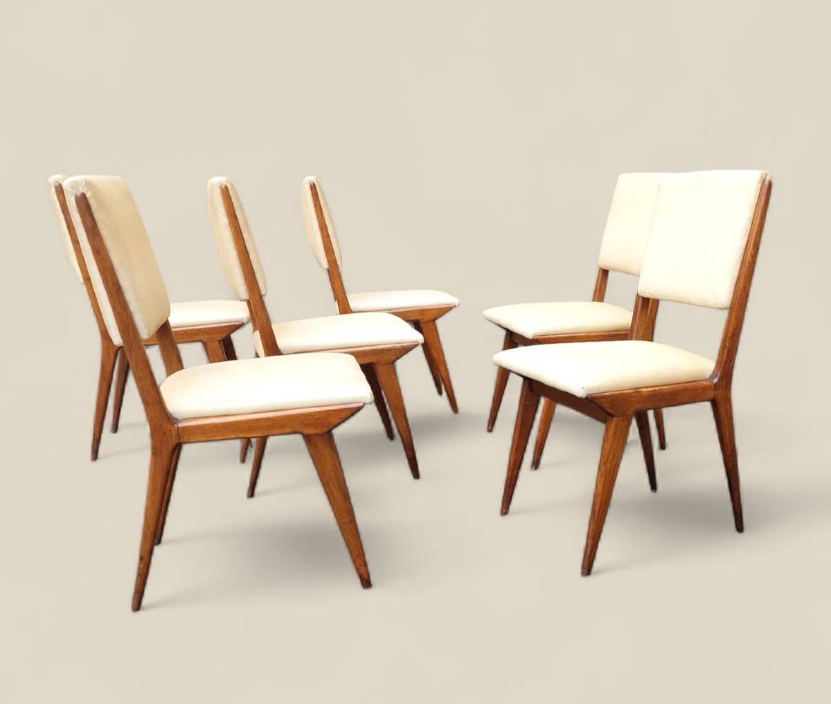 6 wooden chairs in the Italian design of the 19th century, Carlo de Carli