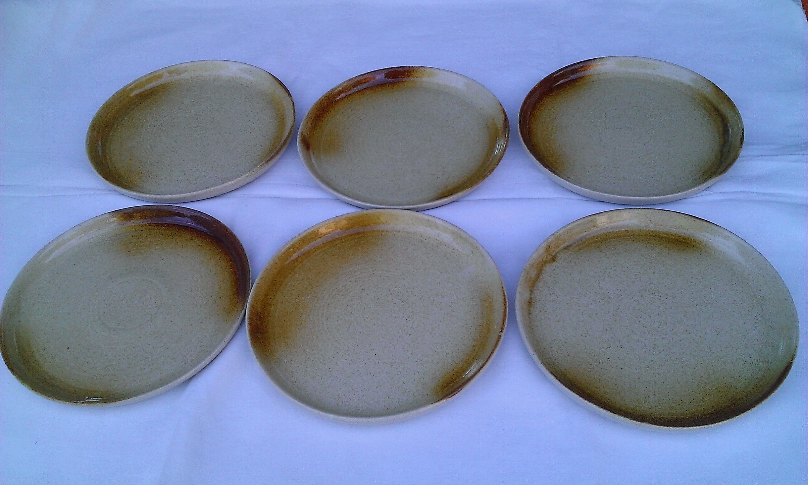 6 honey sandstone plates speckled
