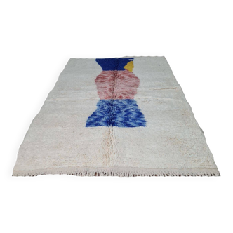 Handmade wool Berber rug 250 x 150 cm