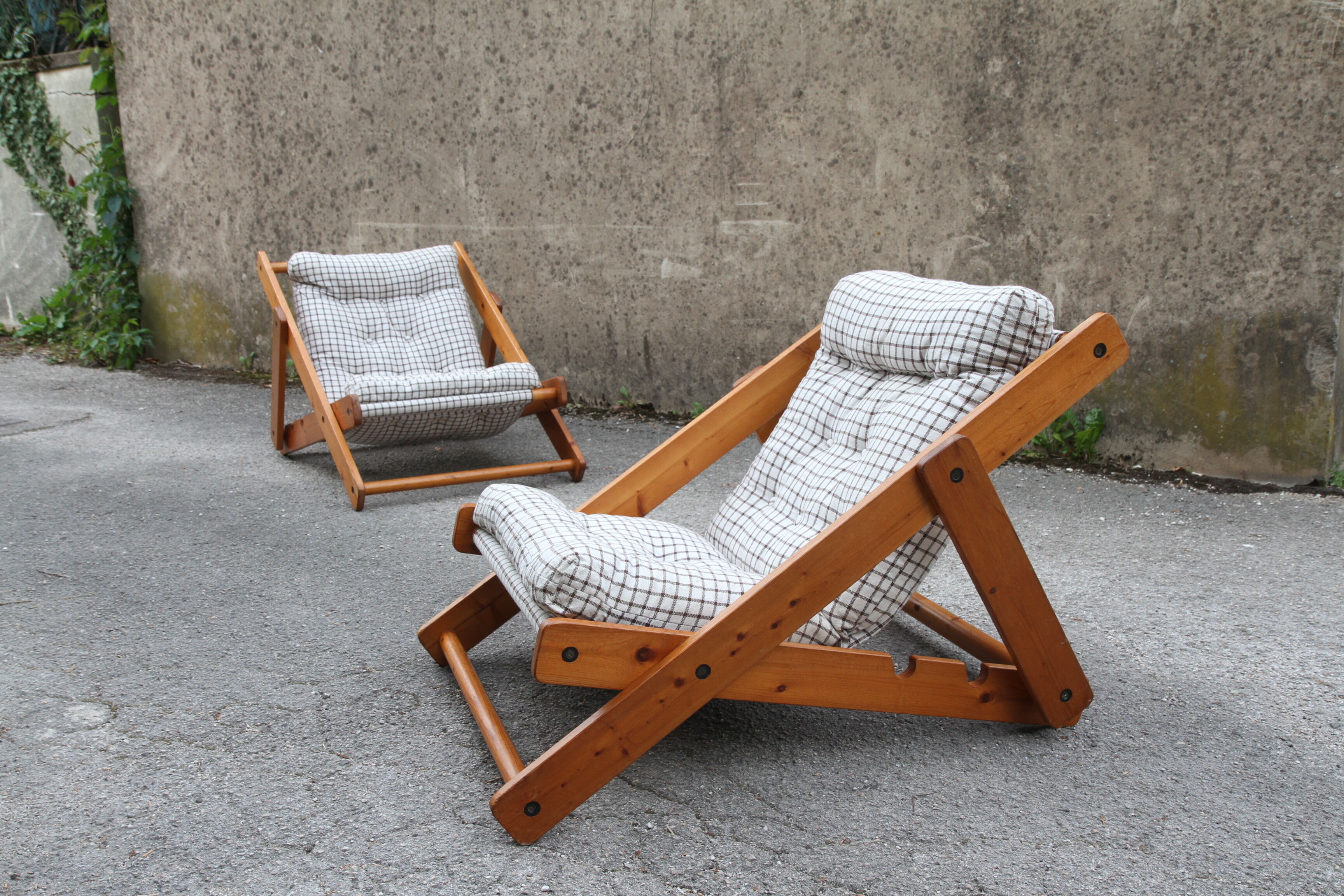 Kontiki chairs by Gillis Lundgren from the 1970s