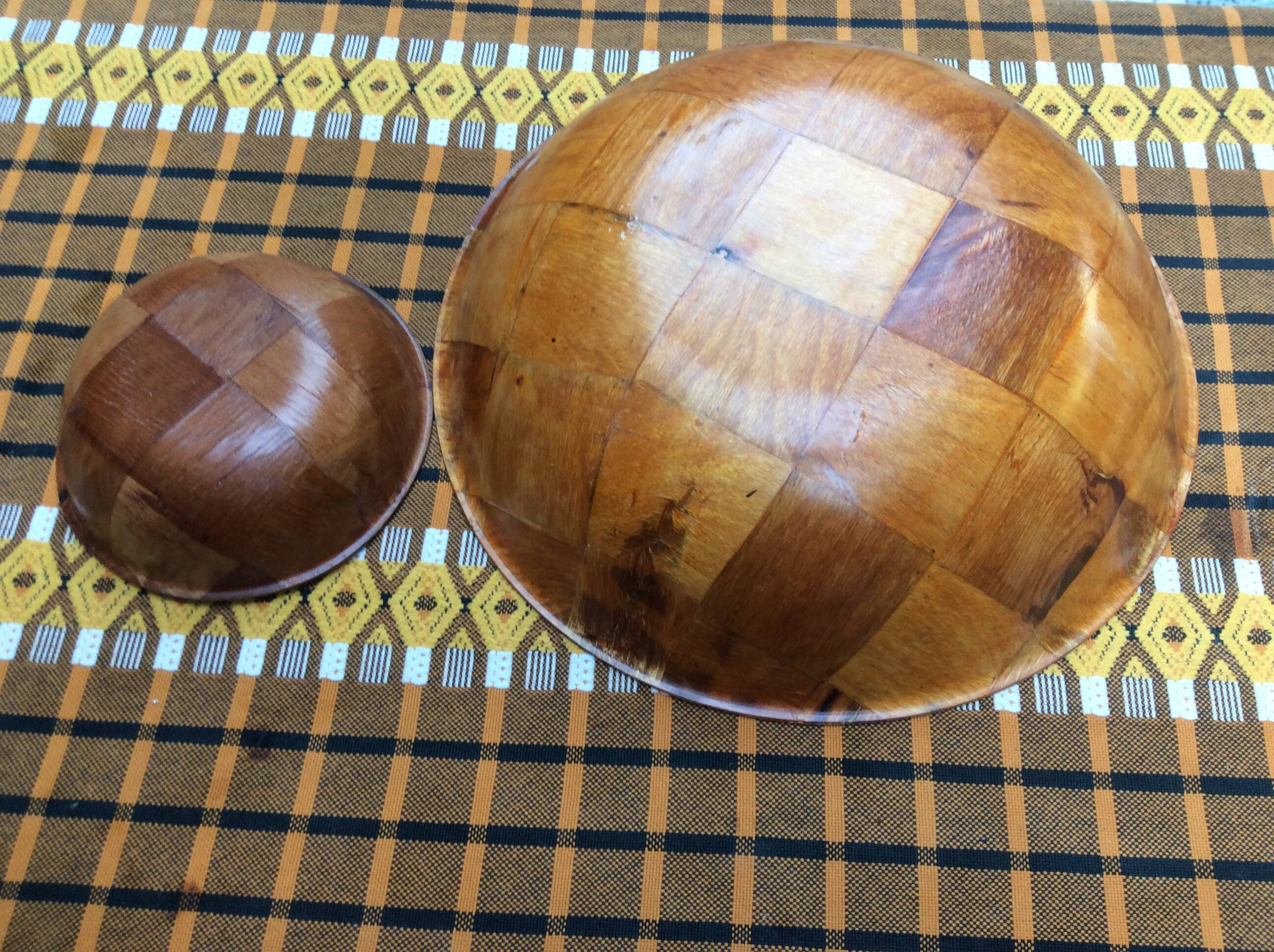 Danish salad bowl set