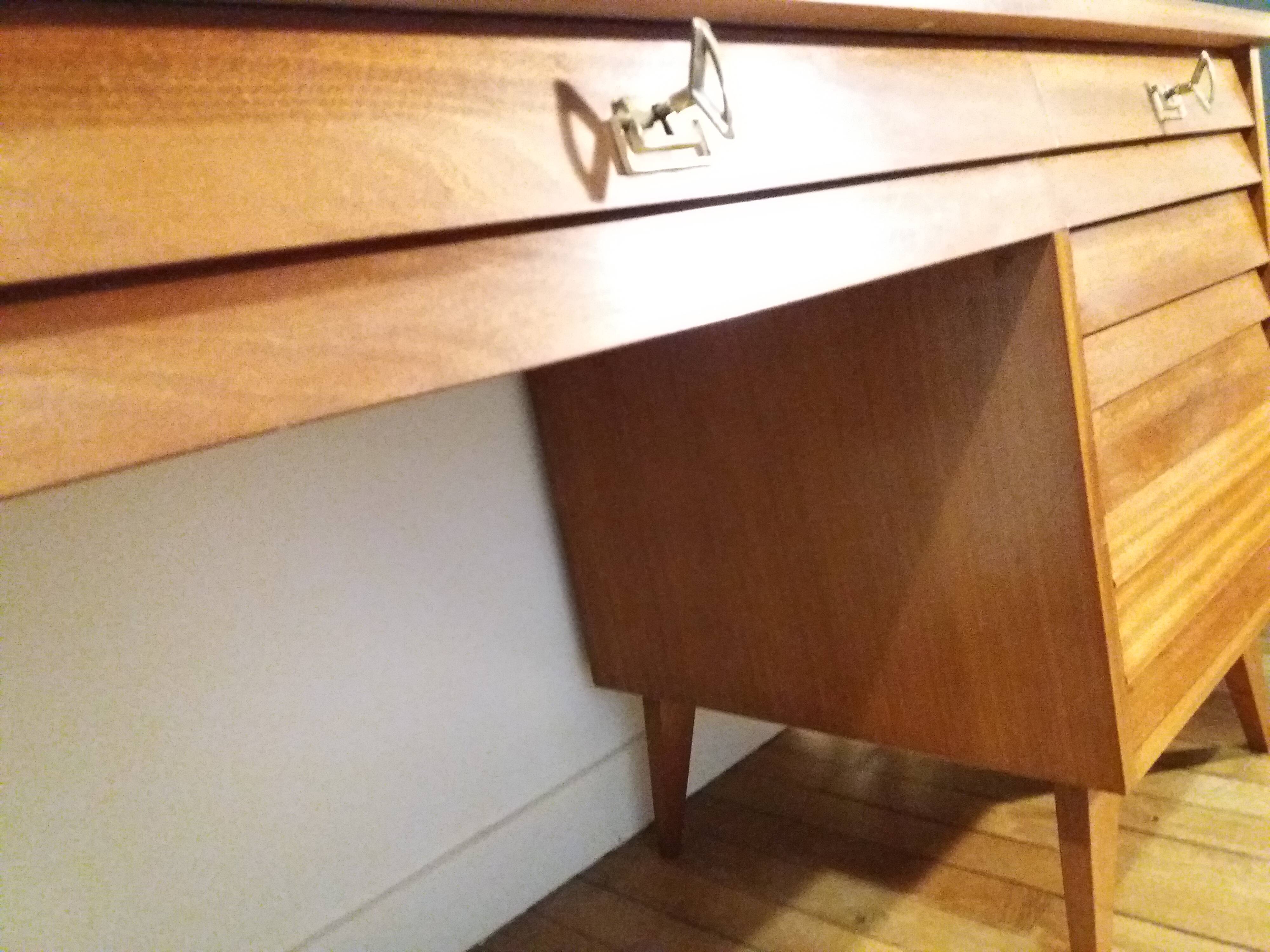 Office feet compass 50s