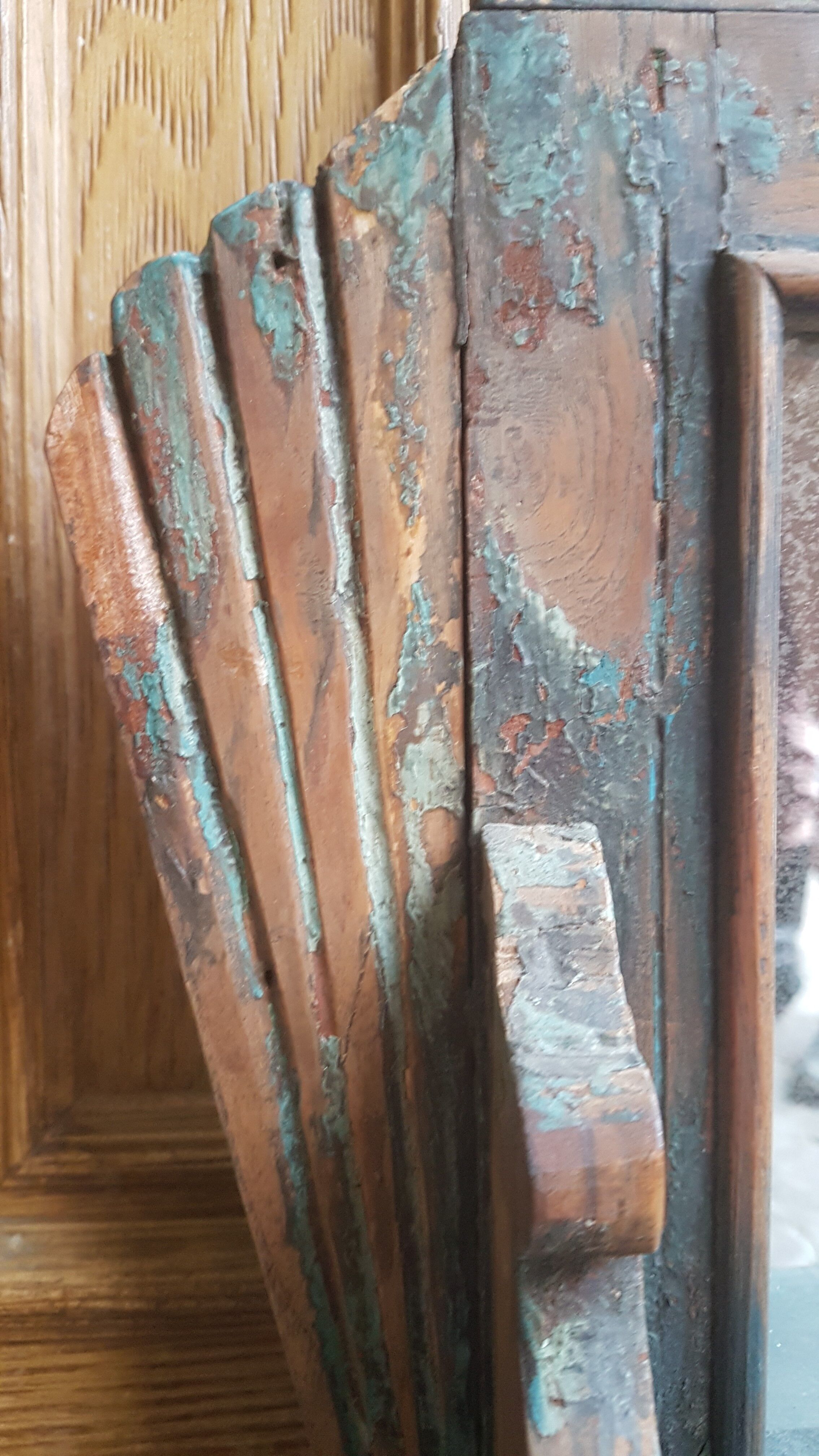 Ancient barber mirror from Indonesia 36x50cm