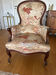 Fauteuil cabriolet à dossier violoné, de style Louis XV