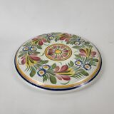 Flat ceramic underside of Quimper Henriot