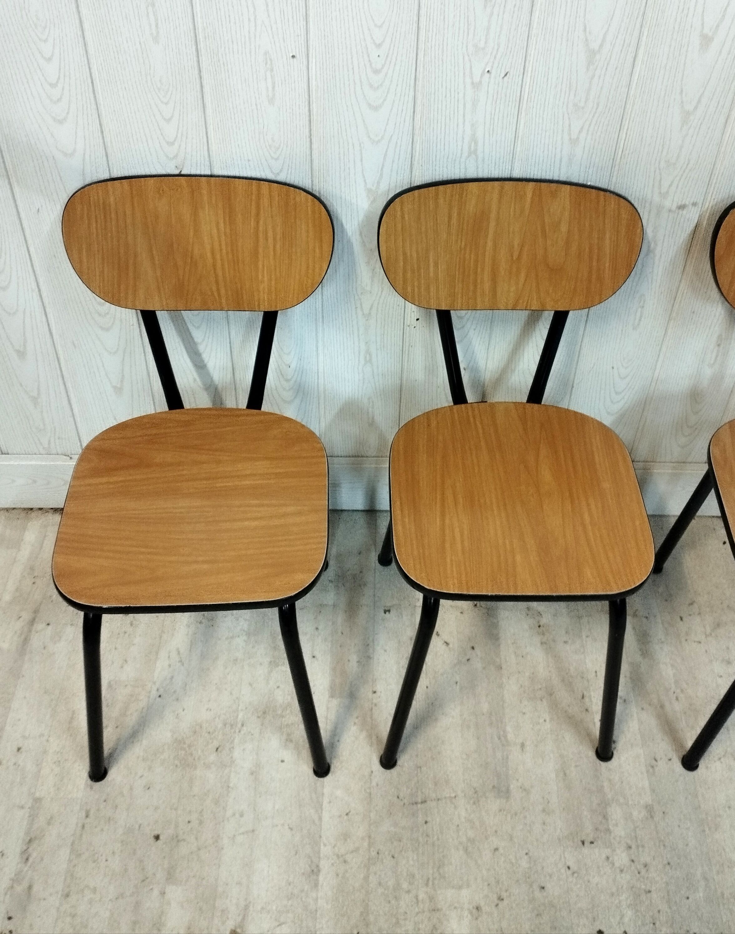 Set of 4 vintage chairs in formica