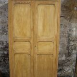 Armoire parisienne
