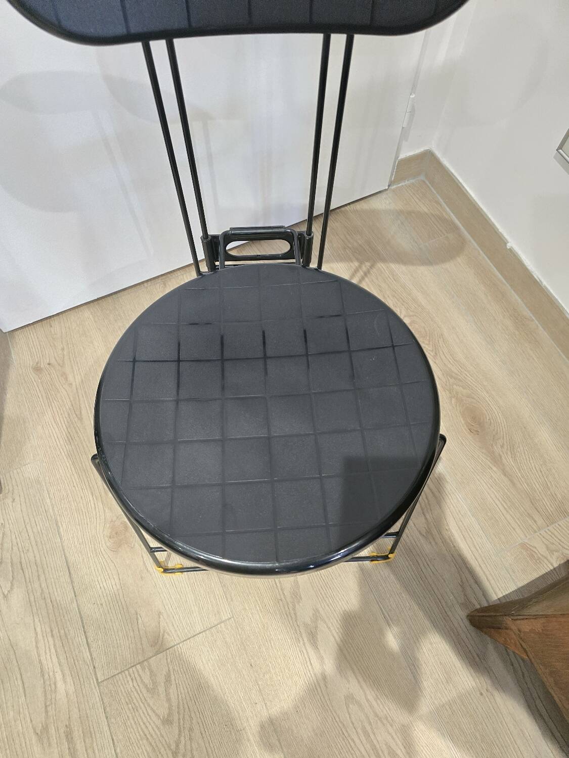 Folding cricket chair – Andries van Onck for Magis – made in Italy