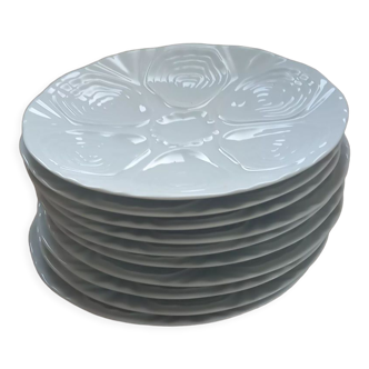 10 assiettes à huitres en porcelaine de Limoge