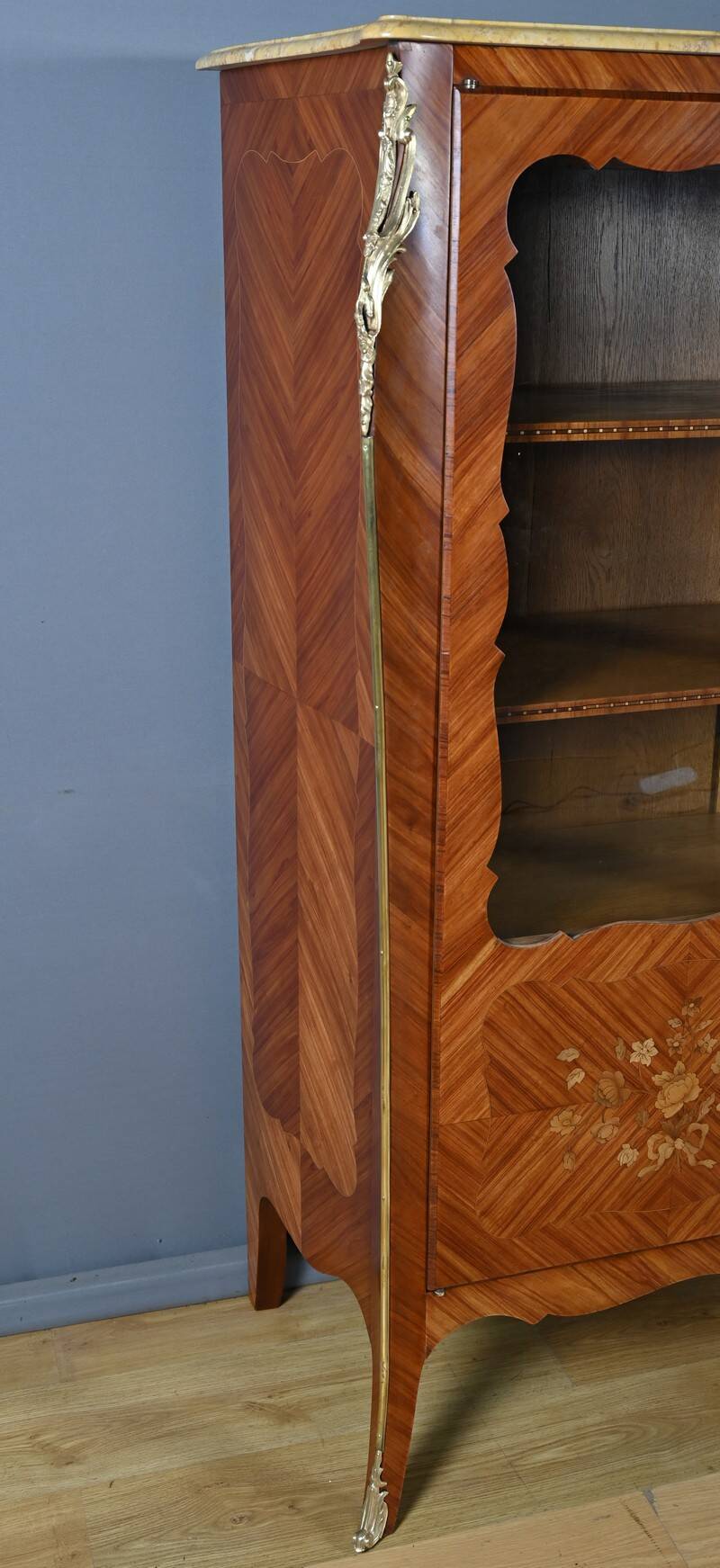 Small Display Library in Rosewood Marquetry, Louis XV style
