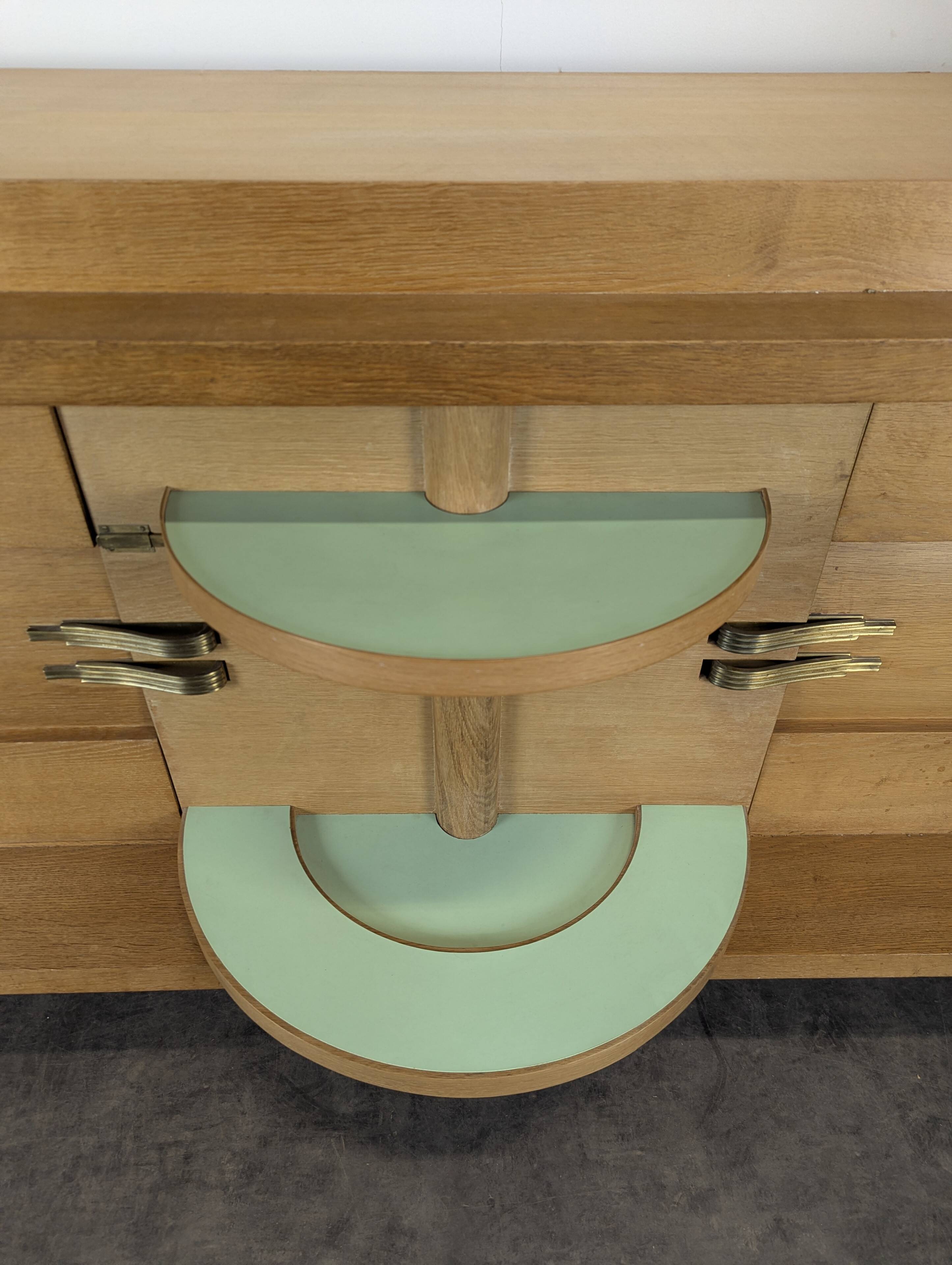 Enfilade moderniste période Perret en chêne clair