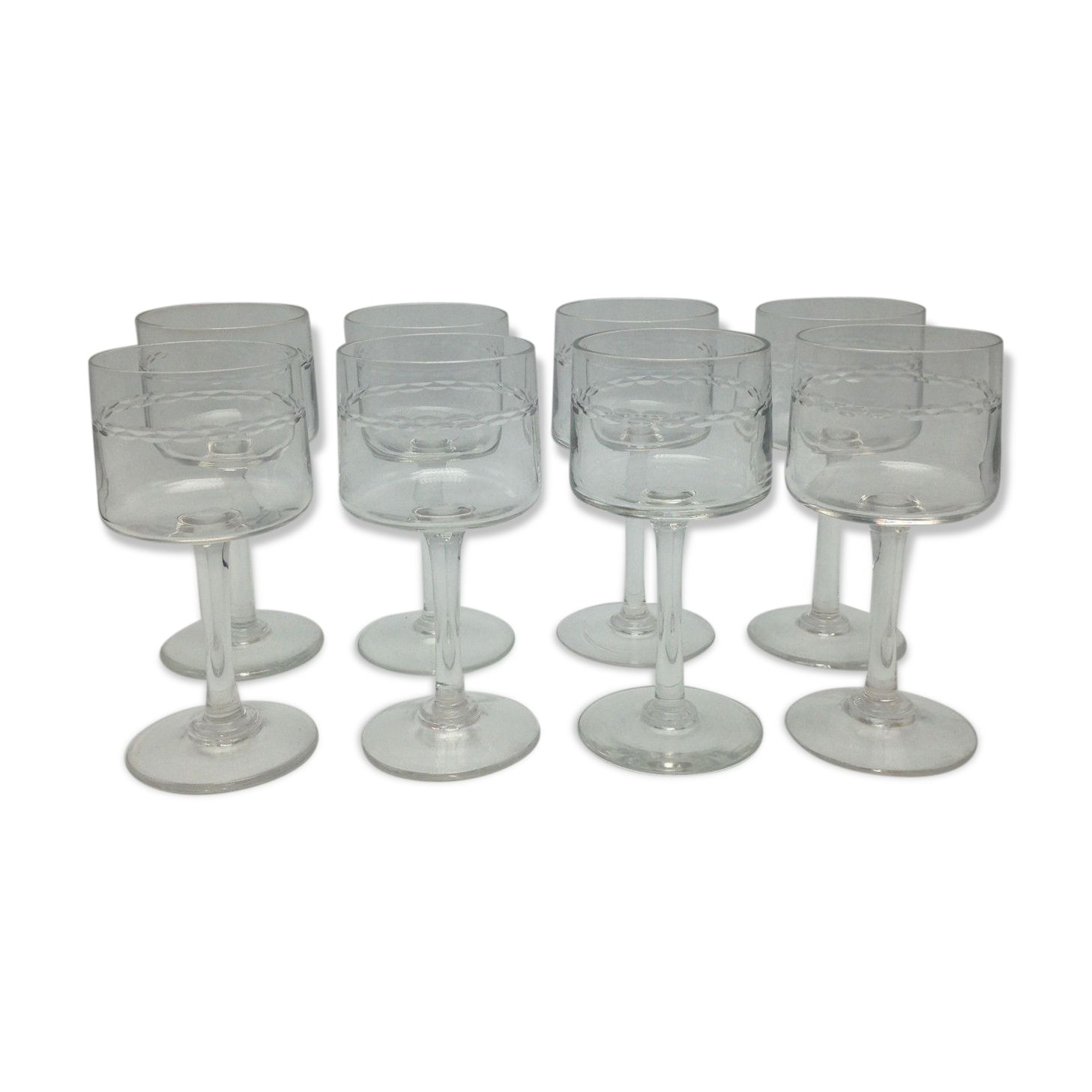 Lot of 8 glasses old feet