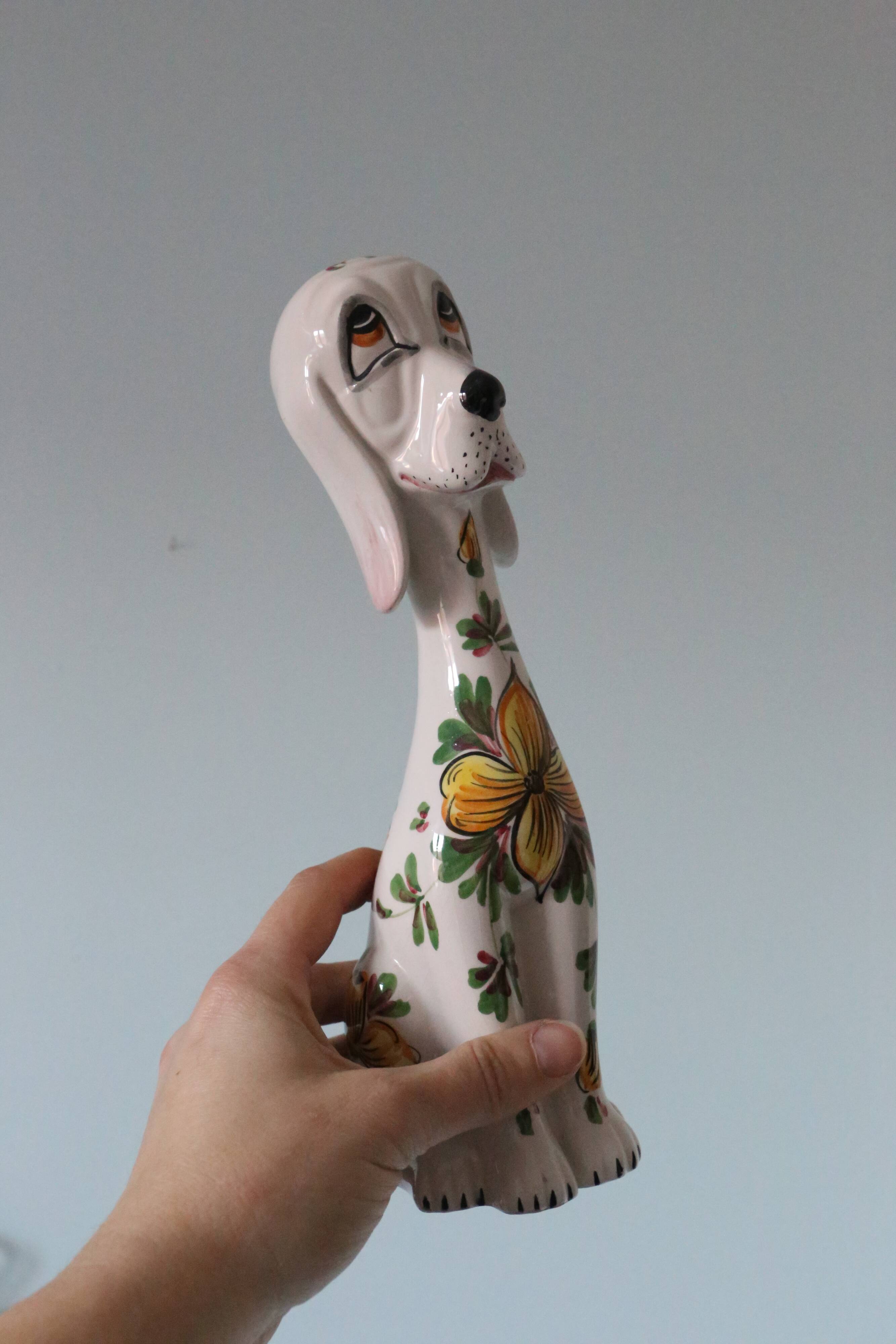 Adorable Italian ceramic figurine, vintage