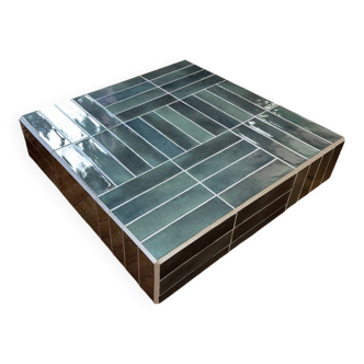 Tiled coffee table for indoor/outdoor use.