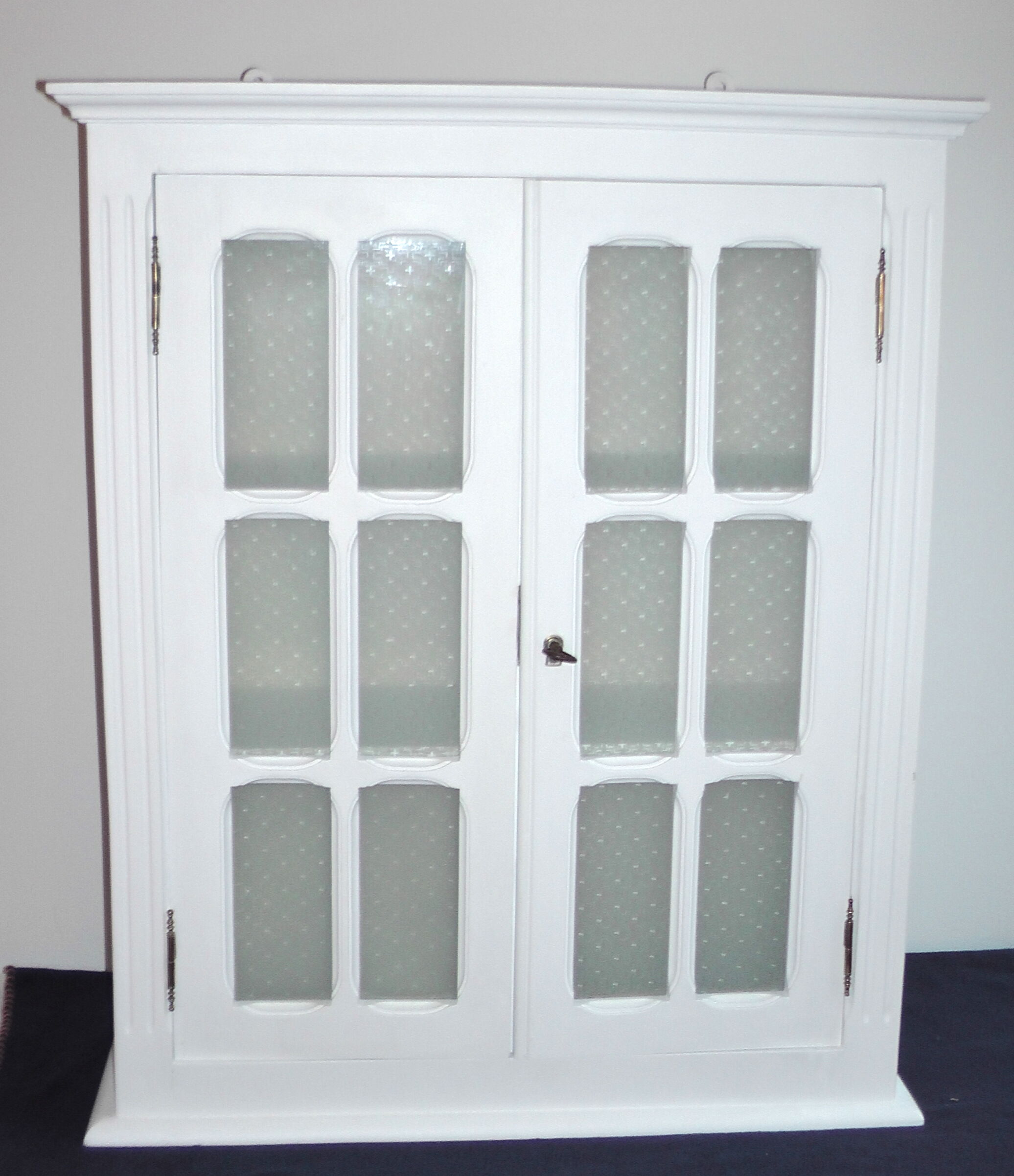 Vitree wall cabinet