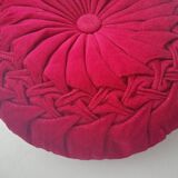 Round velvet cushion
