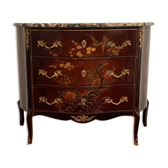 Dresser cuverd