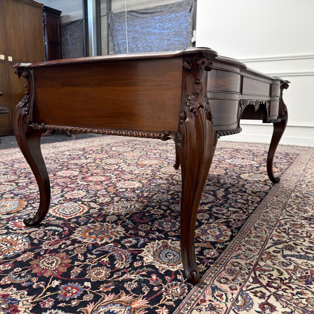 Bureau d'écriture anglais antique classique