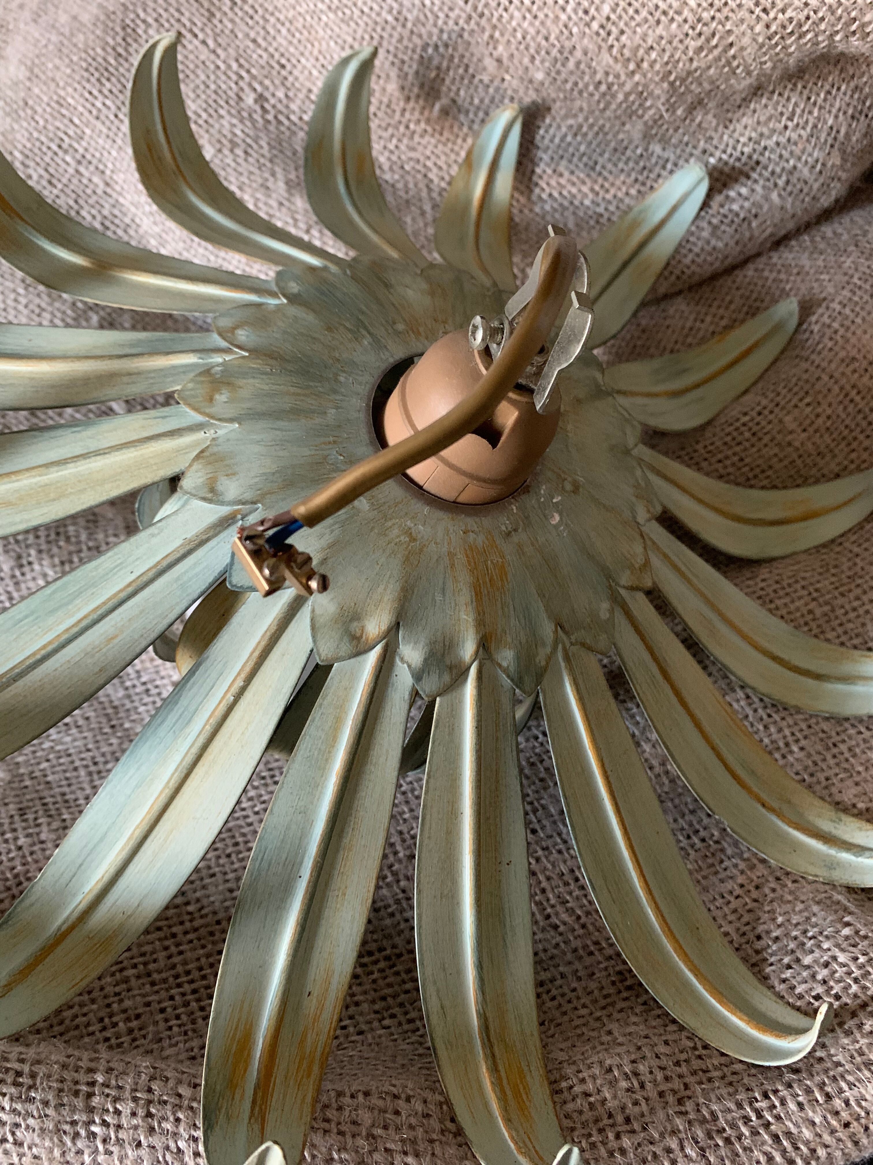Metal flower ceiling lamp