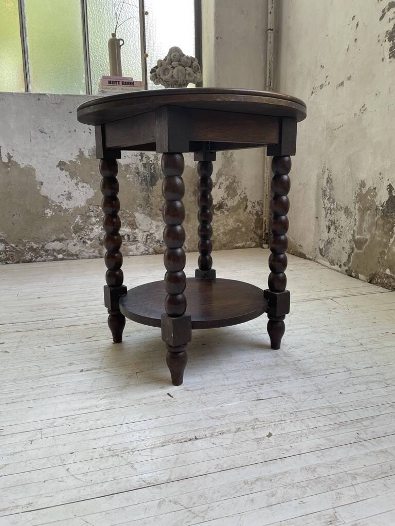 Table d’appoint brutaliste style Dudouyt