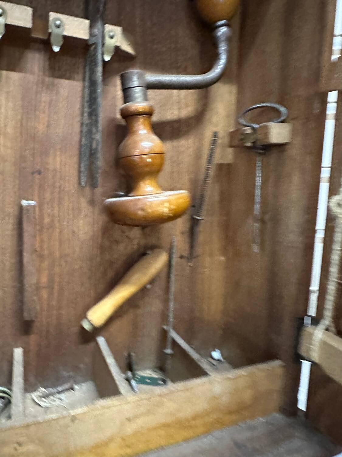 Petite armoire d’outillage