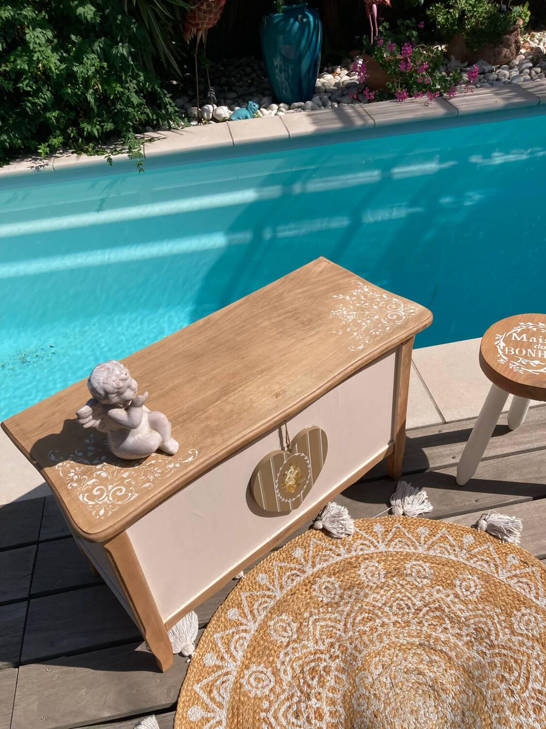 Vintage toy chest with removable heart